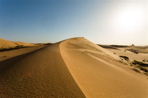 腾格里沙漠3月份旅游攻略