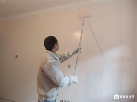 自己刷墙漆的步骤视频