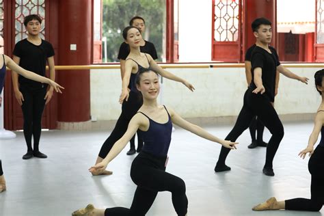 舞蹈艺术培训学校起名