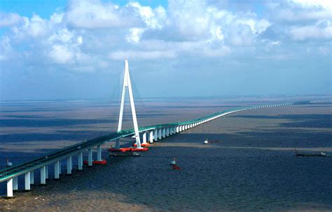 舟山跨海大桥和杭州湾大桥哪个长