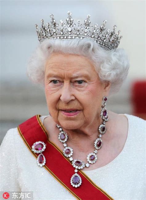 英国女王的工资是多少