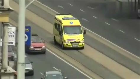 荷兰救护车声音搞笑视频