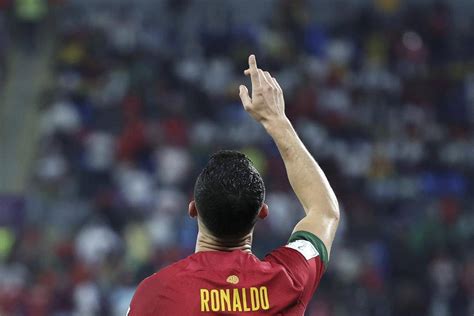 葡萄牙教练宣布c罗不担任队长