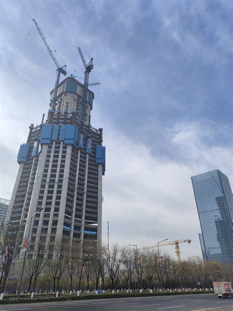 西安498米高楼最新进度