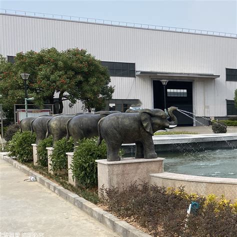 贺州玻璃钢雕塑生产公司