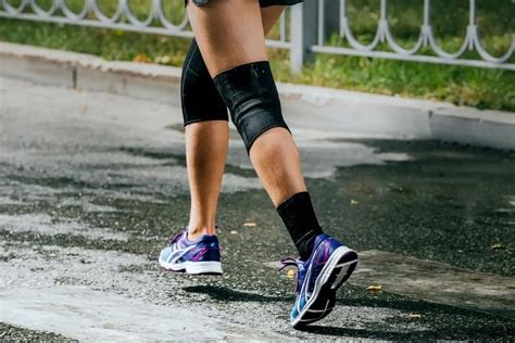运动戴护膝的好处与危害