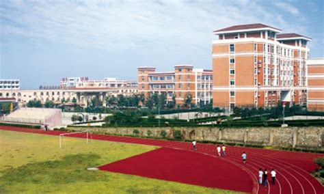 重庆公立计算机学校