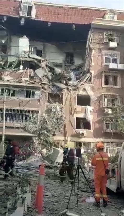 重庆巴南一居民楼发生爆炸