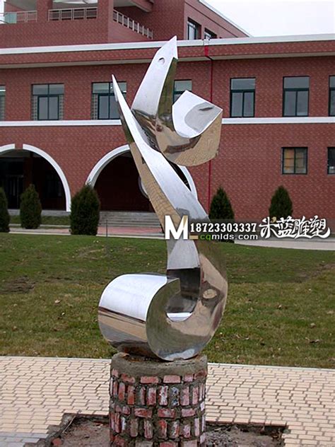 重庆抽象人物雕塑定制厂家