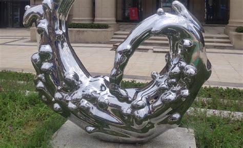 重庆玻璃钢雕塑设计效果图