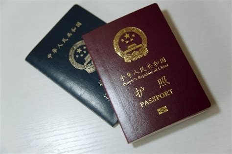 重新办理护照照片可以换吗