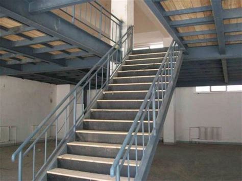 钢结构楼梯制作方法