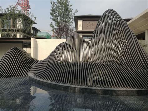 锦州不锈钢假山雕塑