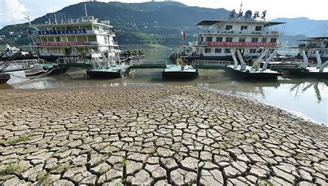 长江流域旱情快速发展图片