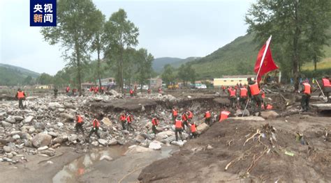 青海山洪致23人遇难