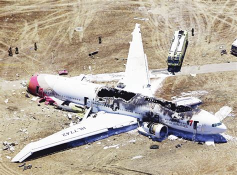 韩国最大飞机坠毁