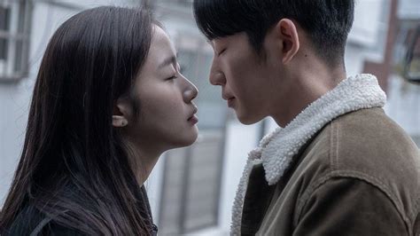 韩国爱情男女电影2020