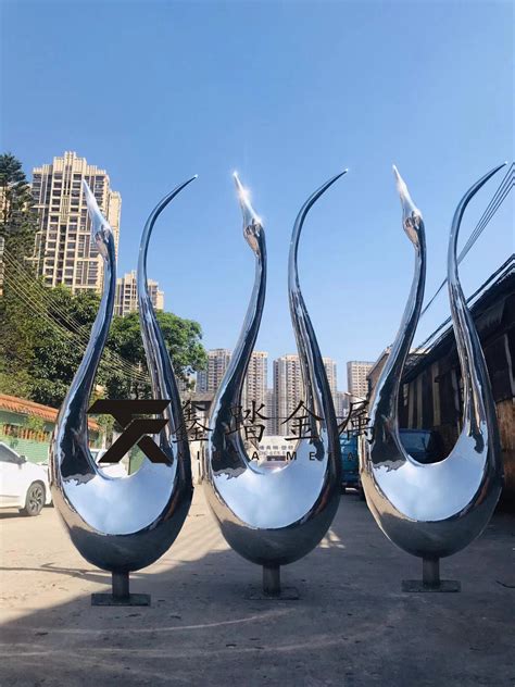 香港现代不锈钢雕塑