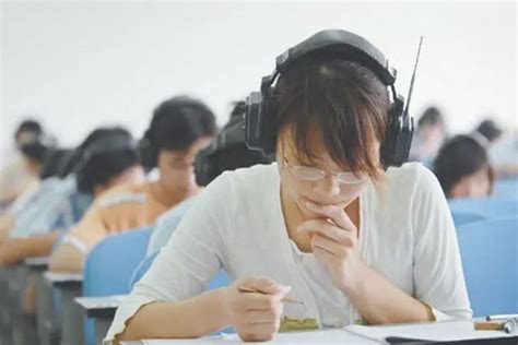 高中英语听力设备出故障