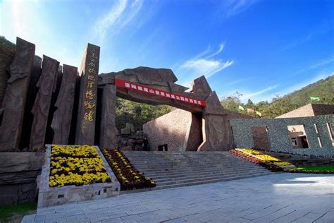 龙潭大峡谷地质博物馆