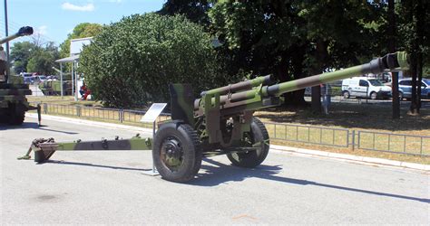 105自行榴弹炮
