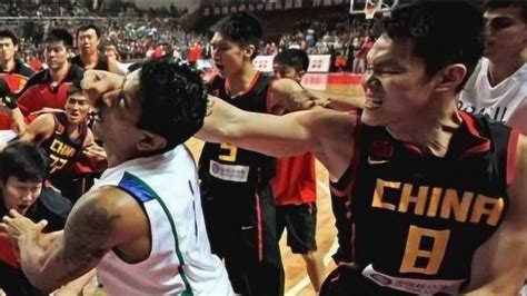 2012中国男篮vs巴西