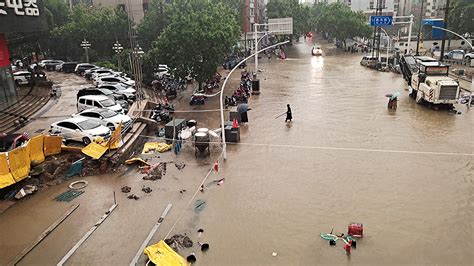 2021年暴雨洪水最严重的两个城市