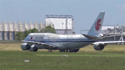 u125a飞机视频